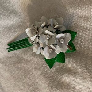 Vintage White Floral Brooch with Green Leaves